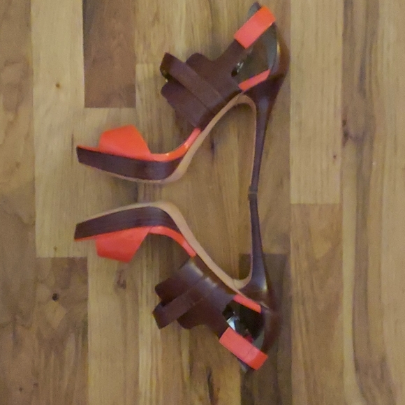 Report Signature peach and tan platform heel - Picture 5 of 11